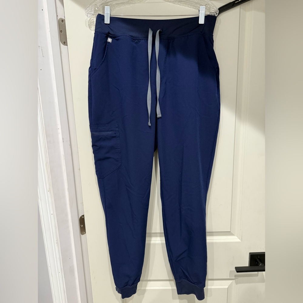 FIGS HIGH WAISTED JOGGER NAVY LARGE USED